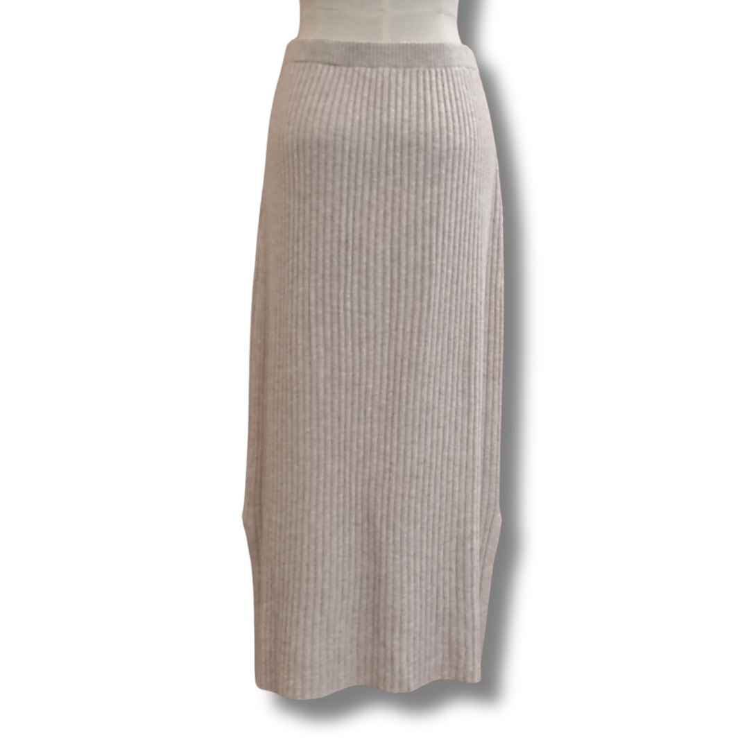 Assembly Label - Wool / Cashmere Rib Skirt - Back View