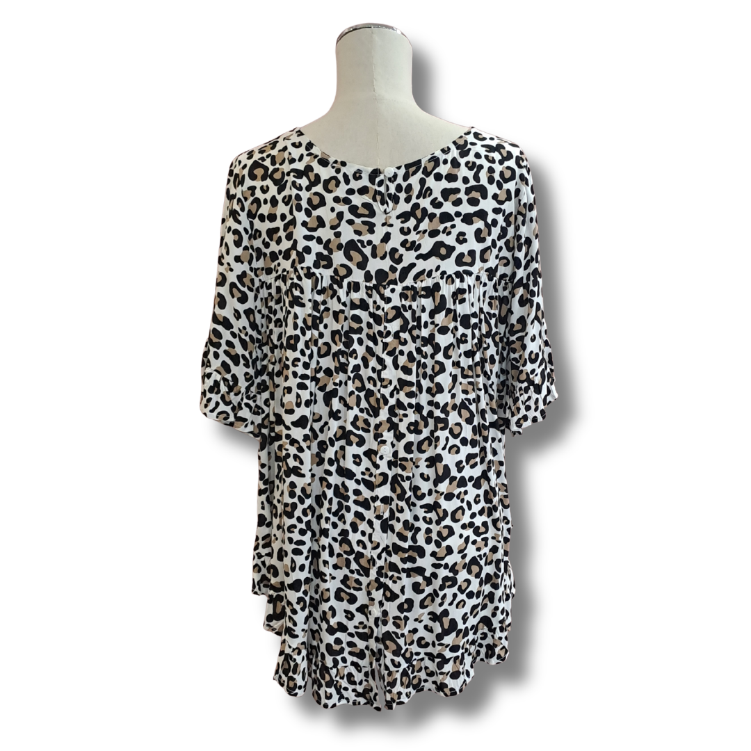 Daisy's Closet - Mila Leopard Top - Size S/M - Back