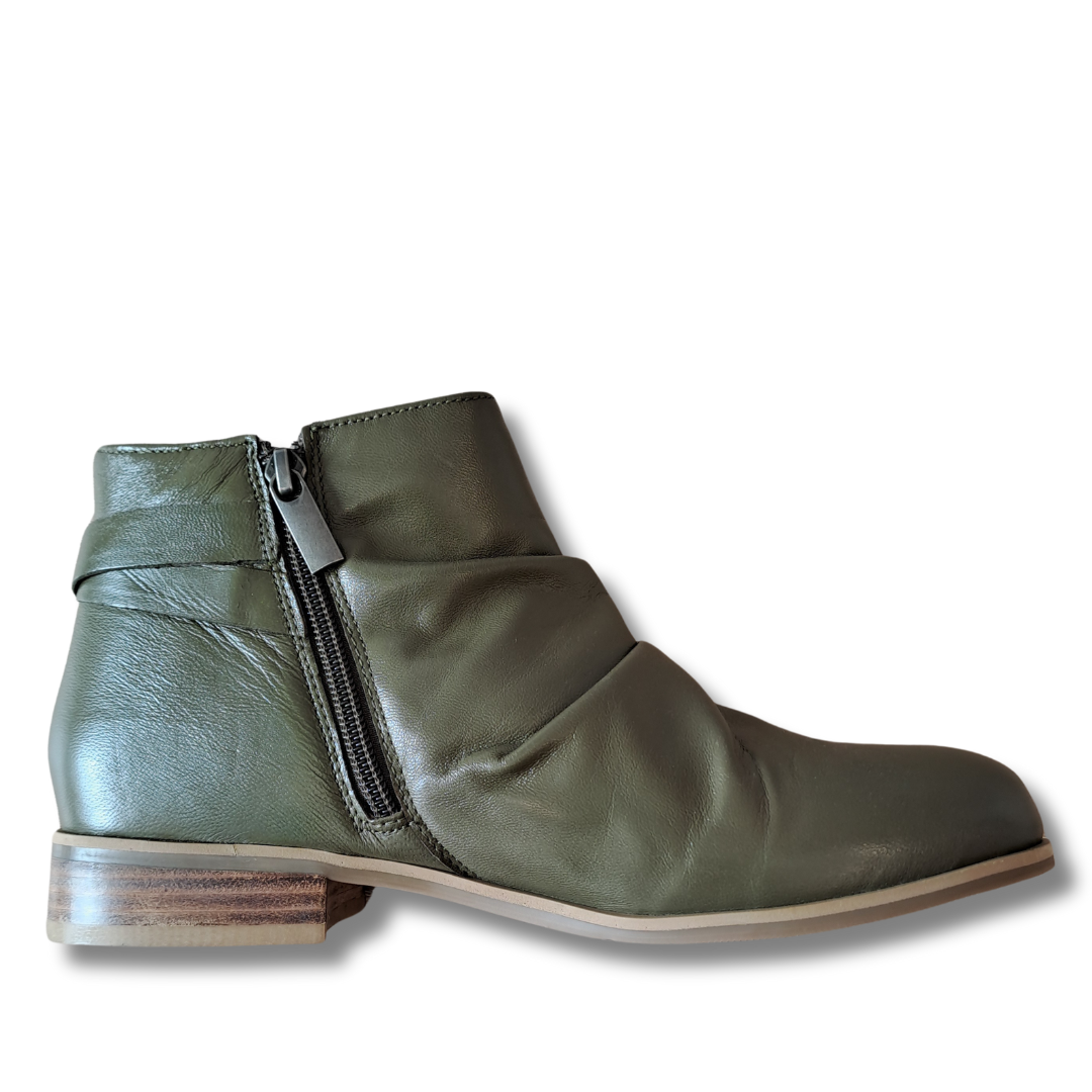 Le Sansa - Willow Olive Boots - Side View