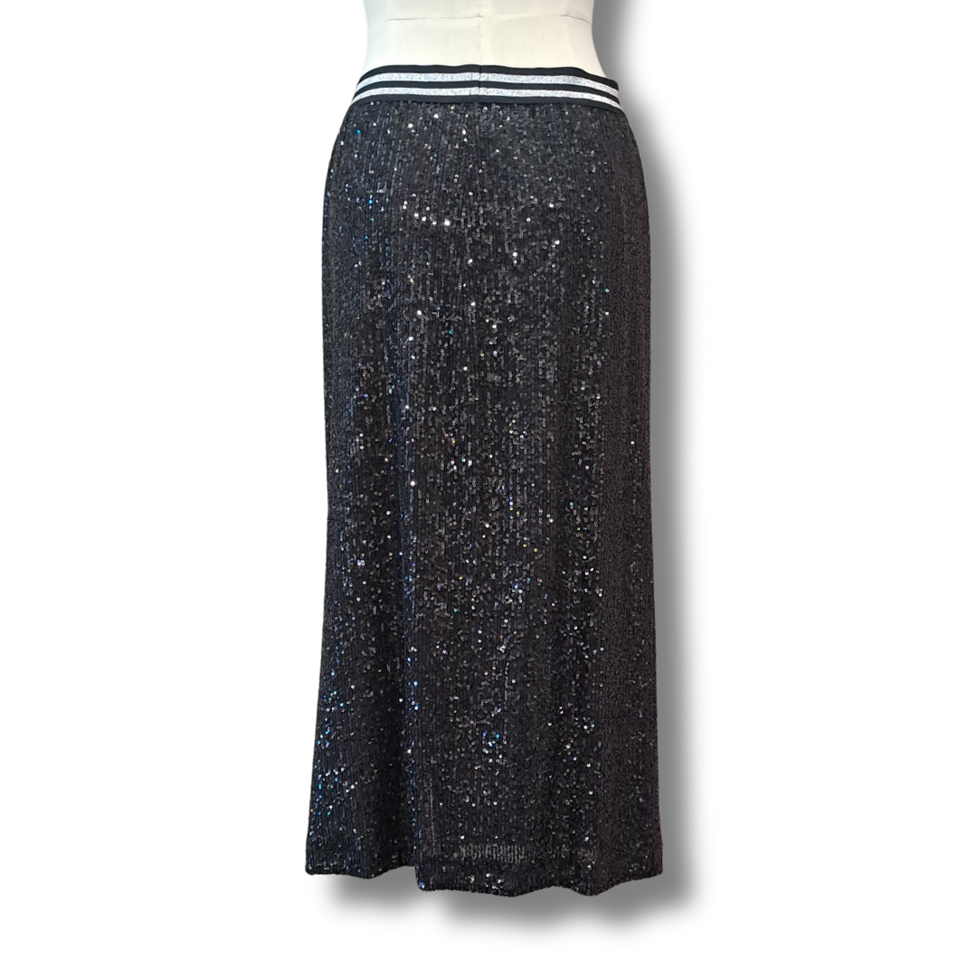 Repertoire - Black Luna Skirt - Back View
