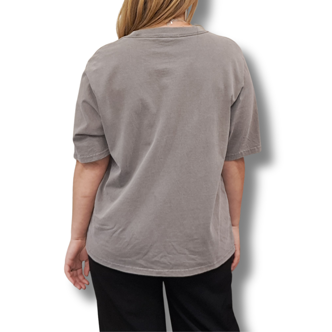 Repertoire - Girl with the Pearl Tee - Size XL - Back