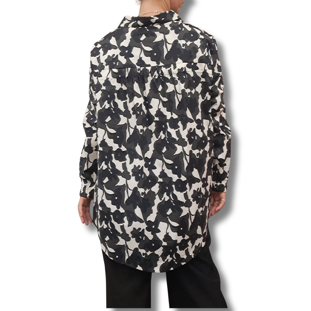 Tirelli - Elastic Front Hem Shirt - Back View