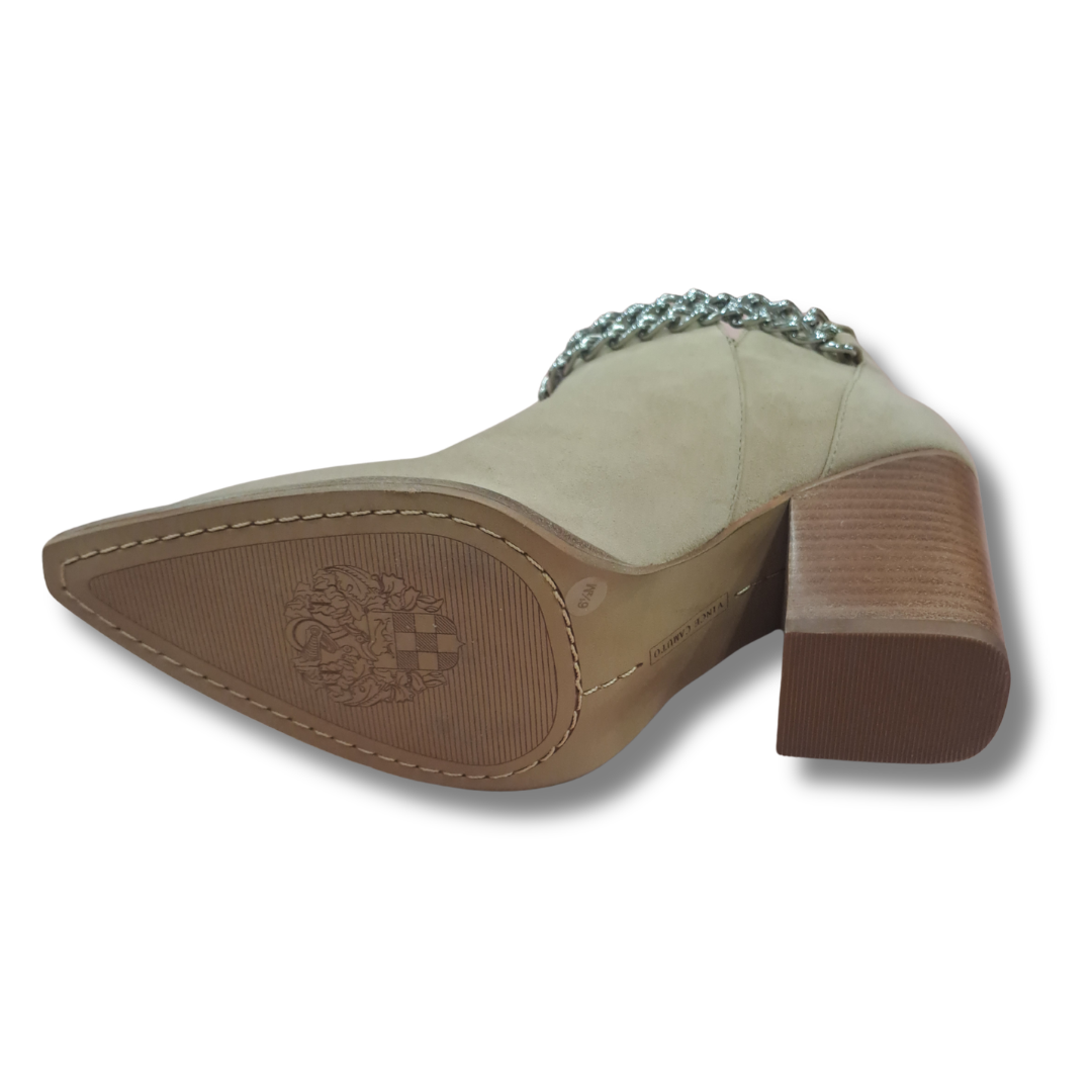 Vince Camuto - Gallzy Boot - Sole View