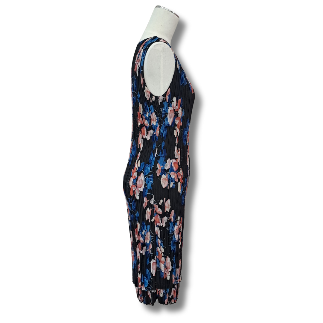 Annah Stretton - Floral Crepe Dress - Side View