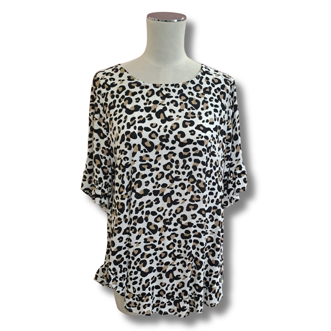 Daisy's Closet - Mila Leopard Top - Size S/M - Front
