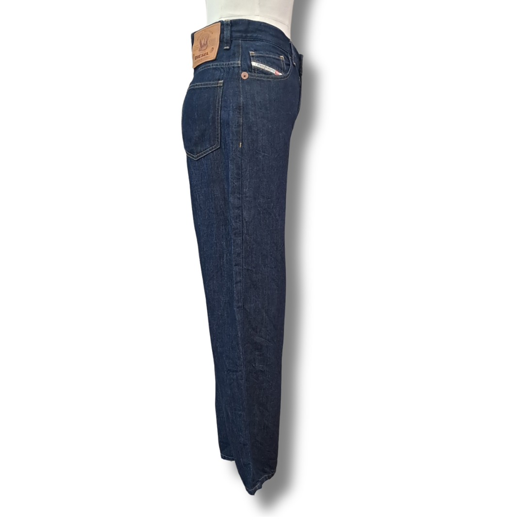 Diesel - Widee Jeans - Size 27/9 - Side