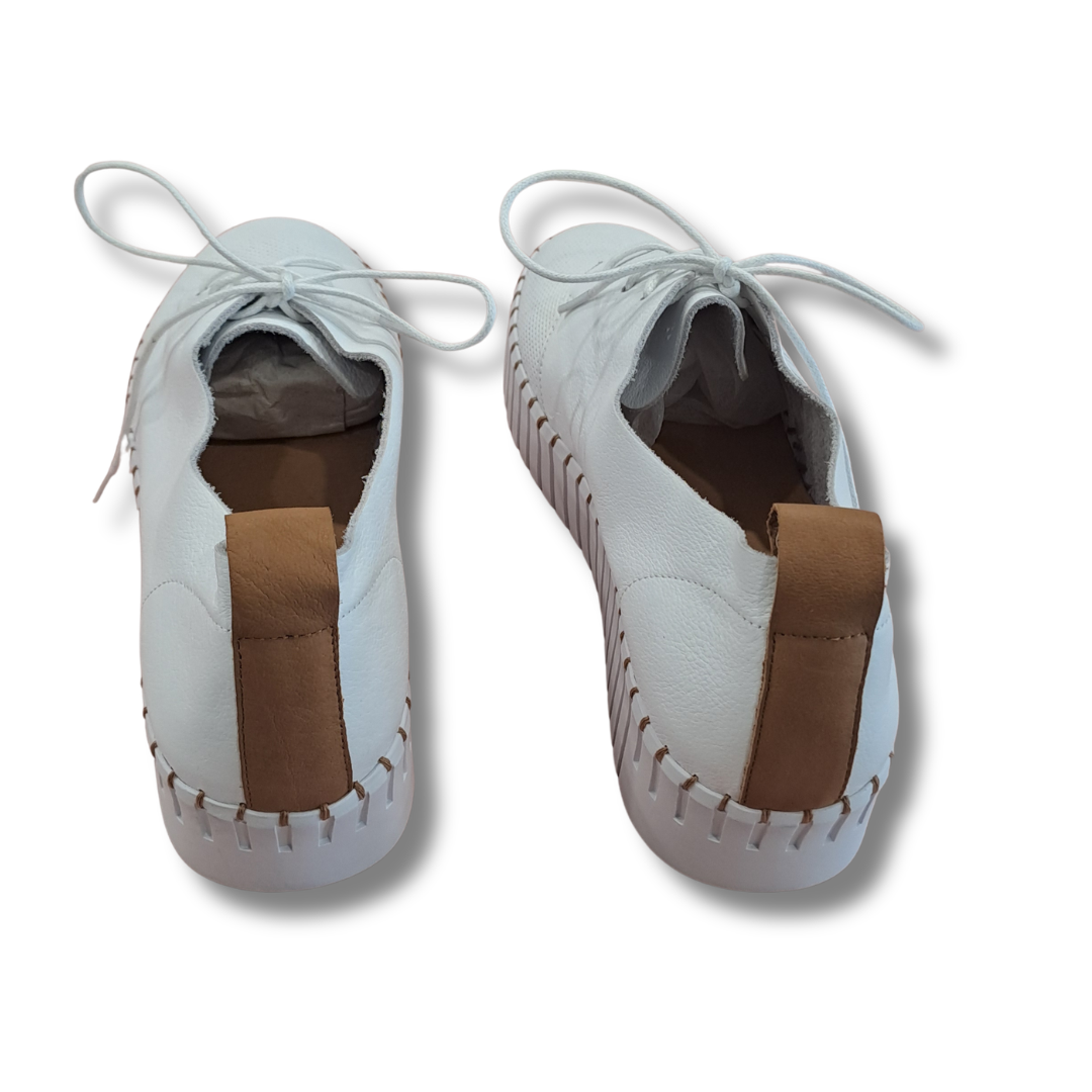 Django & Juliette - Batu Shoe - Rear View