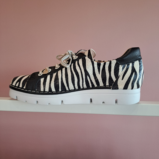 Jose Saenz For Neo - Zebra Favourite Sneakers - Size 41/10