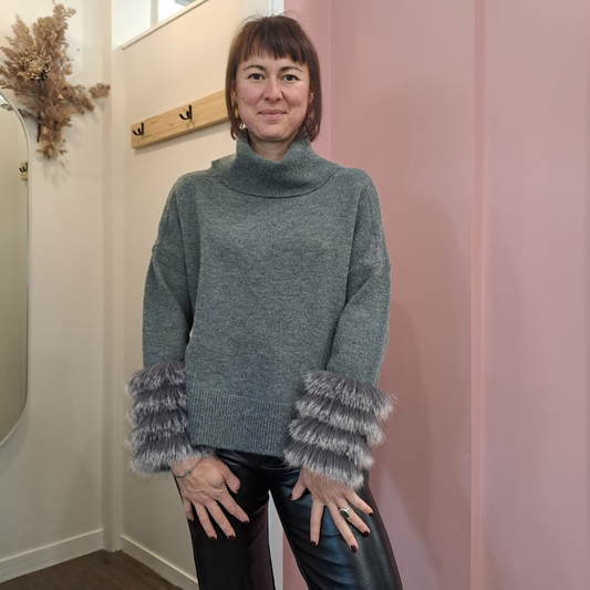 Joseph Ribkoff - Faux Fur Sleeve Sweater - Size M - BNWT