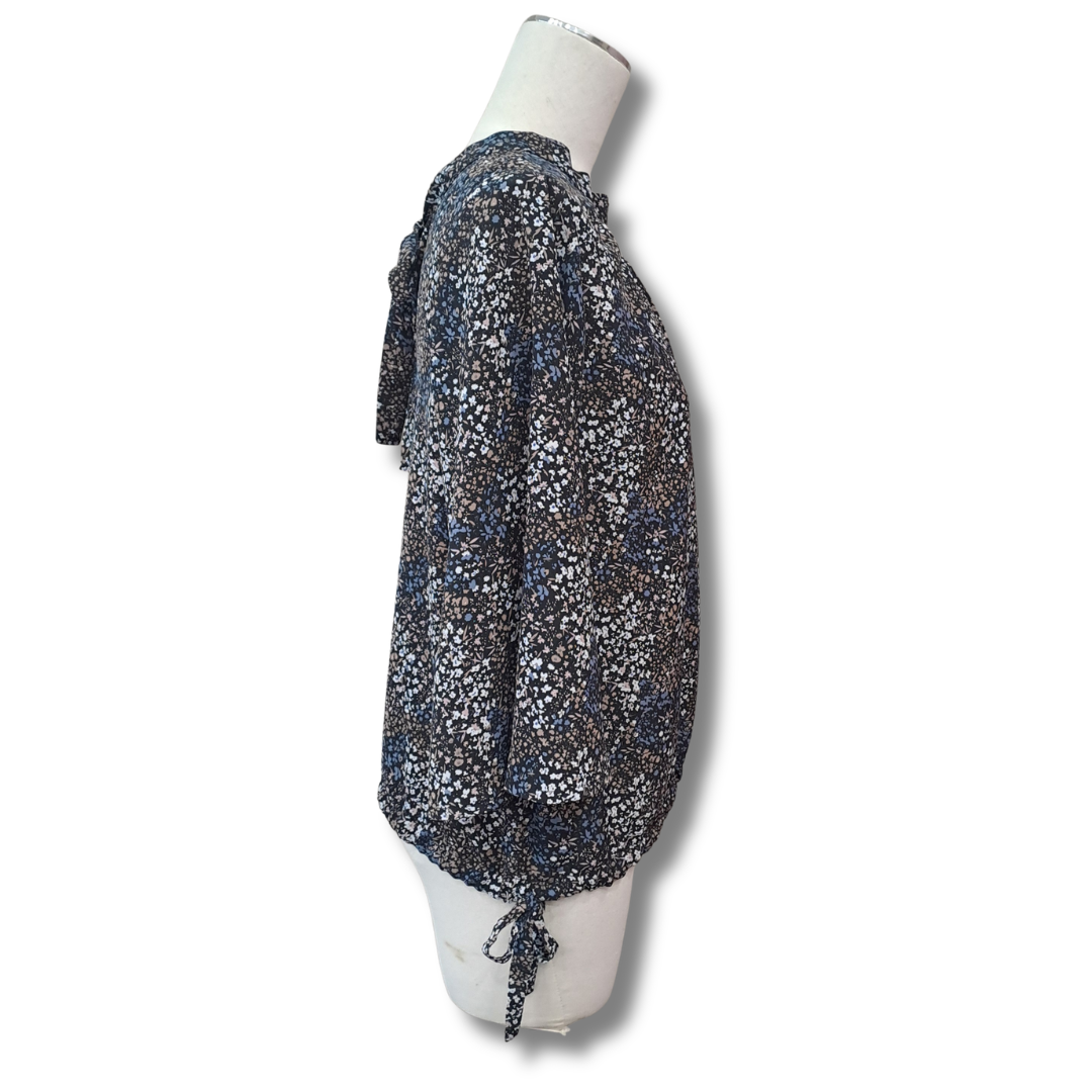 Kilt - Demi Top - Side View