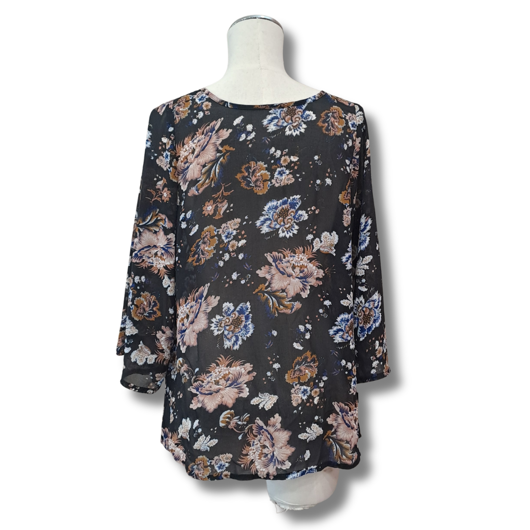 Kilt - Sheer Floral Top - Size 10 - Back
