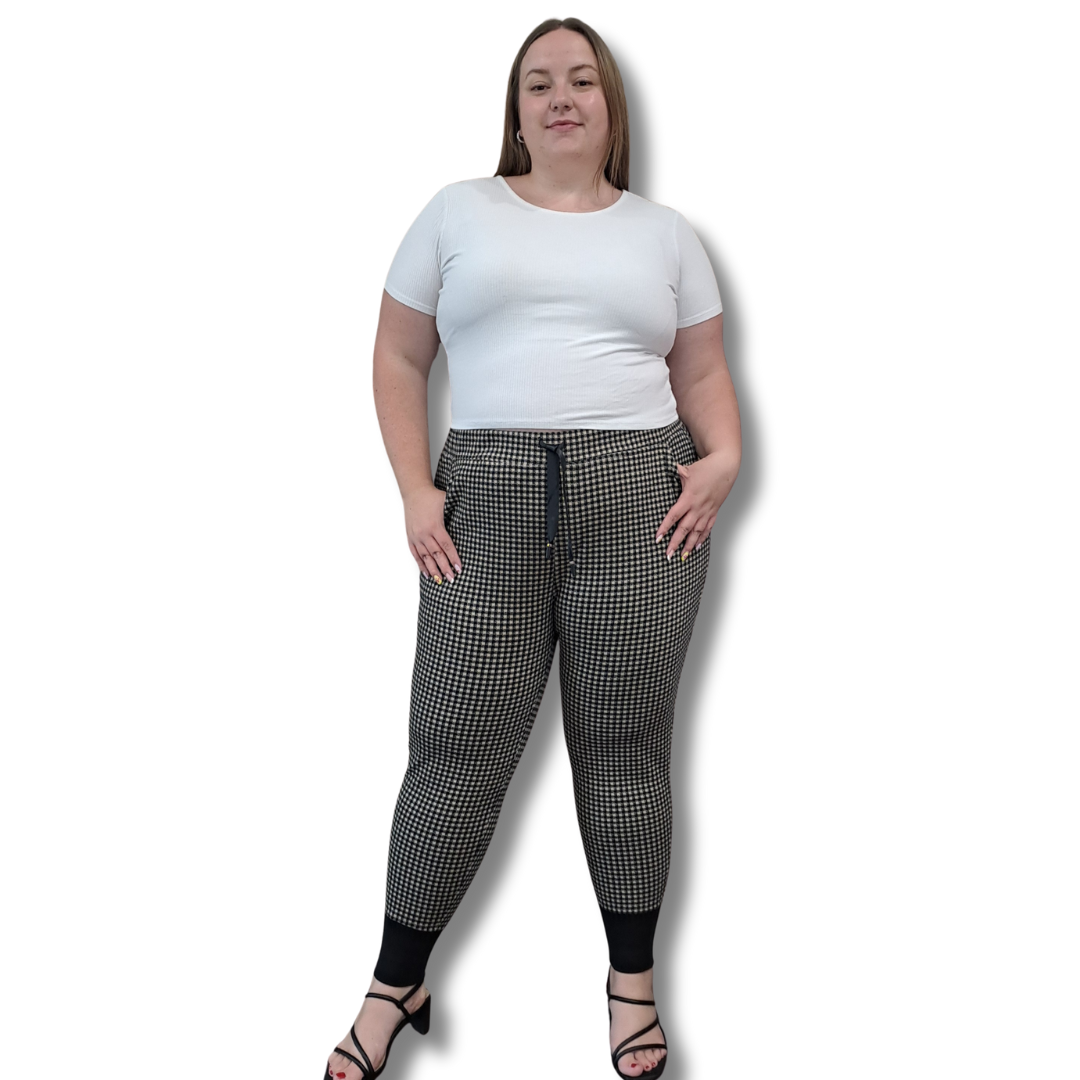 Lemontree - Houndstooth Pant - Front View