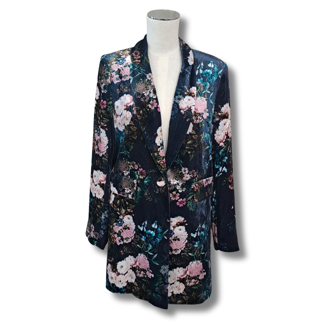 Loobies Story - Femme Fatale Coat - Size 10 - Front