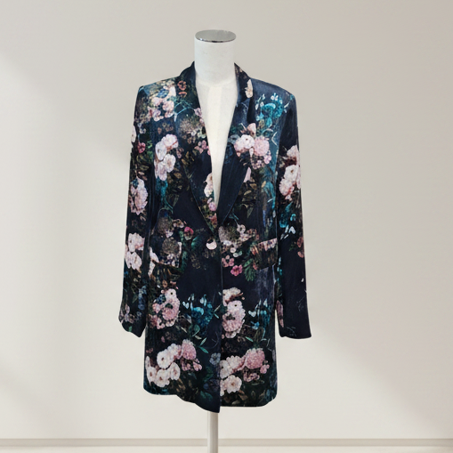 Loobie's Story - Femme Fatale Coat - Size 10
