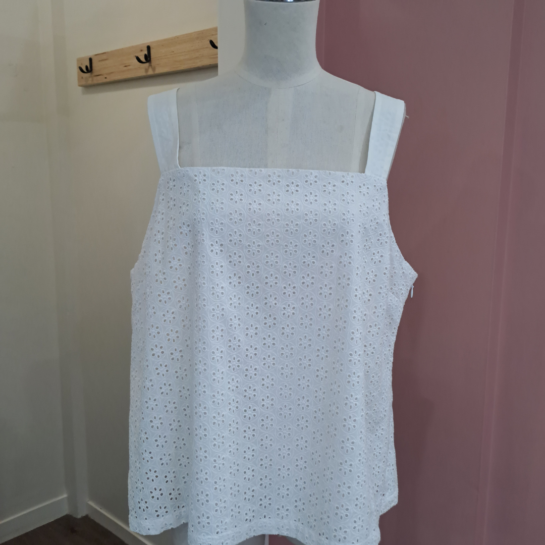 Max - Broderie Anglaise Cami - Size 18