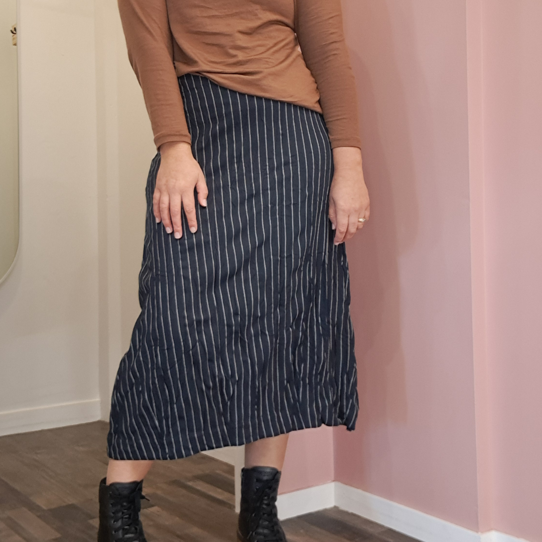 Megan Salmon - Gangster Crush Skirt - Size 14 - BNWT