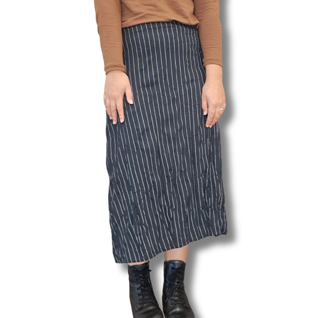 Megan Salmon - Gangster Crush Skirt - Size 14 - Front View