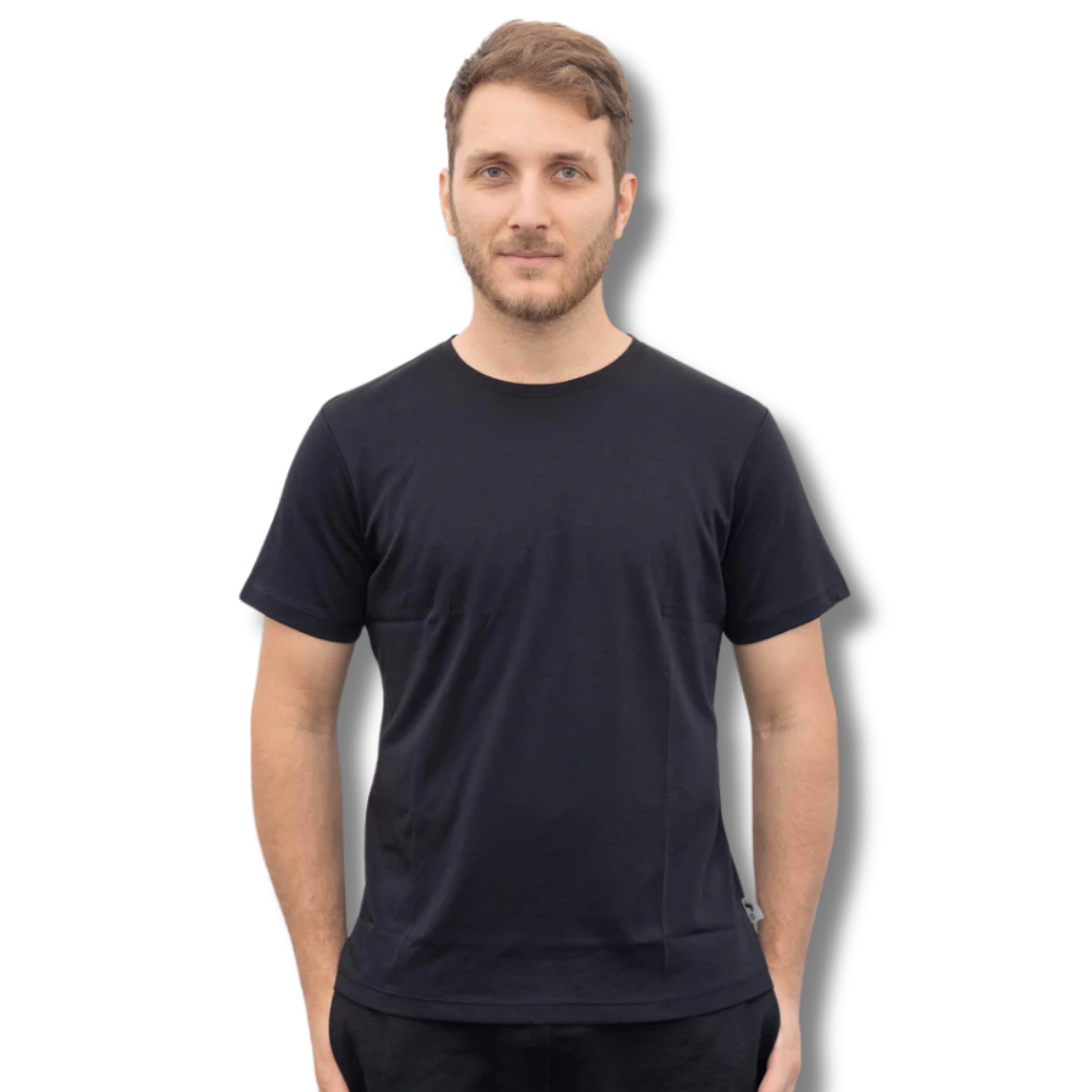 Men's organic cotton tee - front