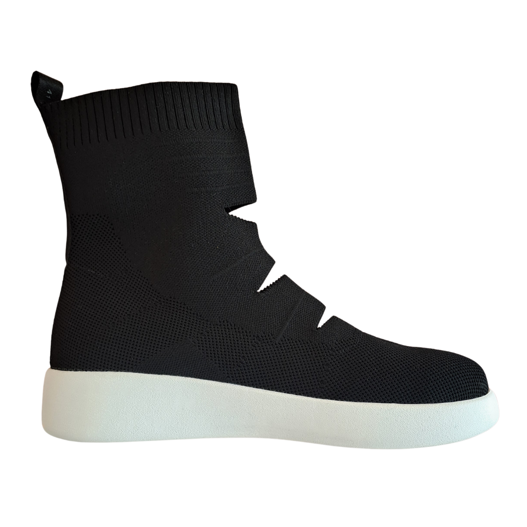 Minx - Homeage Boot - Size 41 / 10 - Side