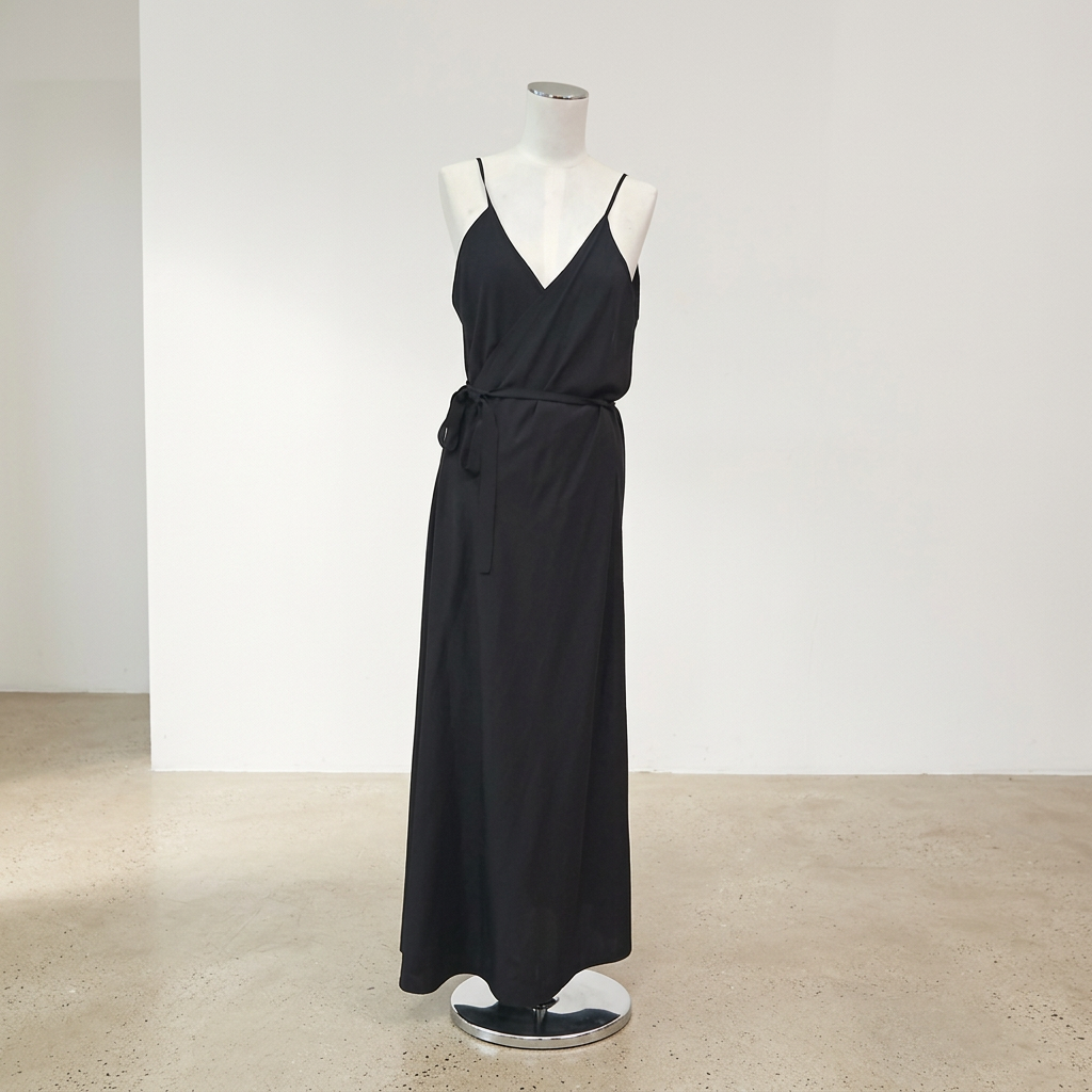Miss Crabb - Summertime Dress Black - Size 4