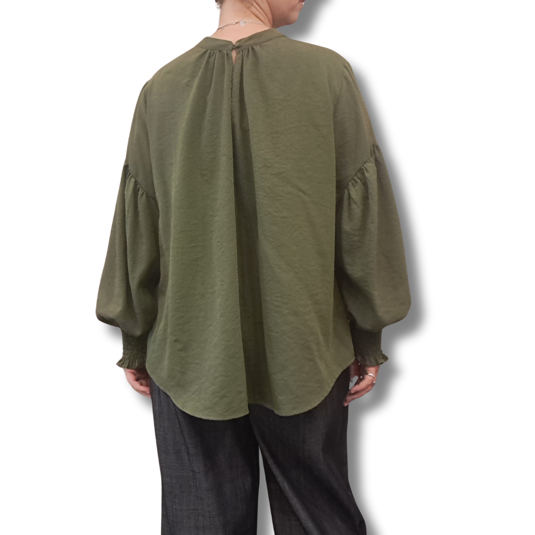 Moochi - Appoint Top - Back View