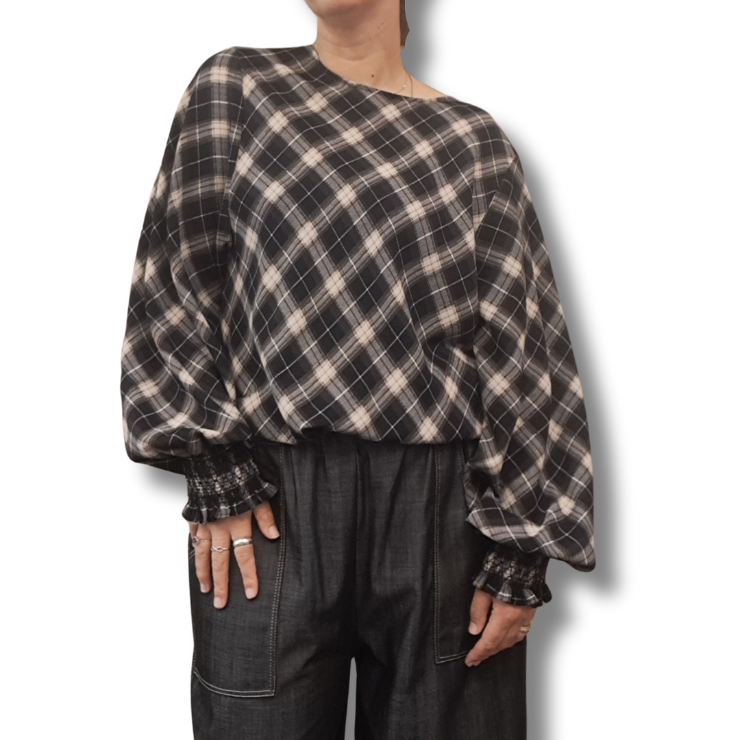 Moochi - Division Top - Front View