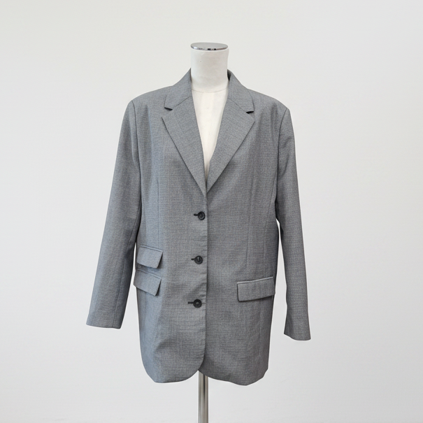 Moochi - Manner Blazer - Size 8 (Oversized)
