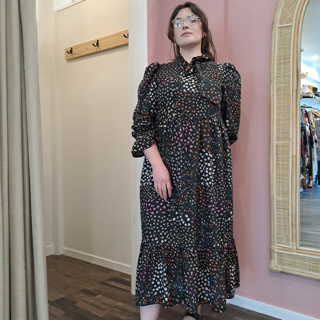 Never Fully Dressed - Floral Garden Maxi Dress - Size 16