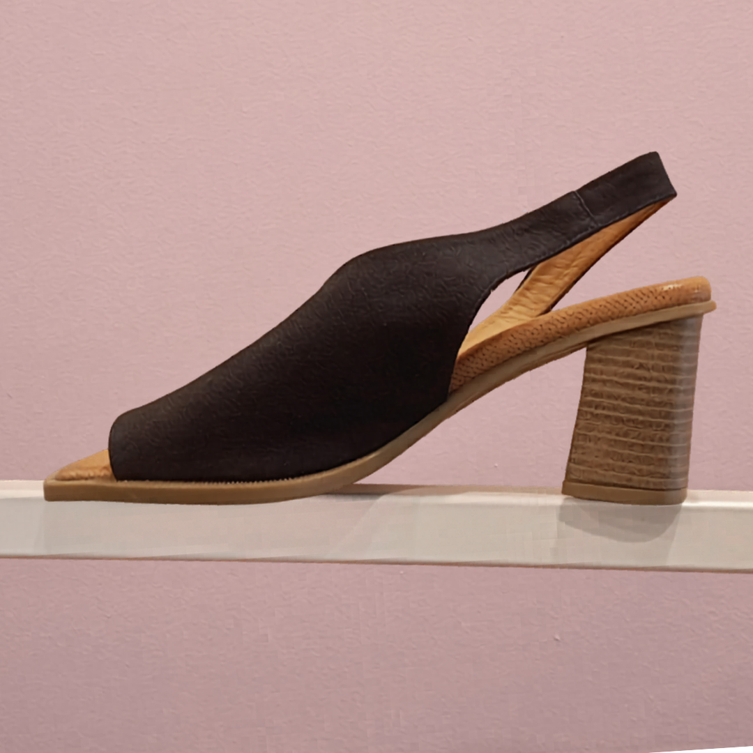 Nu by Neo - Block Heeled Slingback Sandals - Size 39 / 8