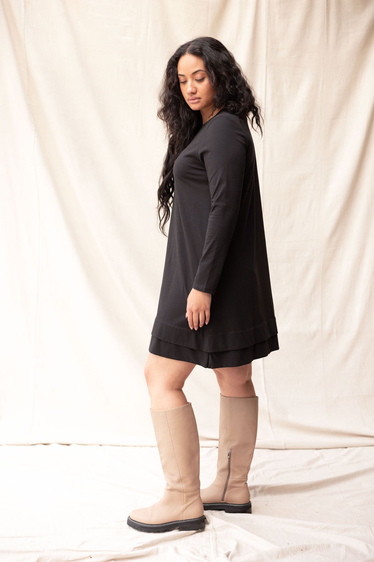 ReCreate - Fig Dress Black - Side