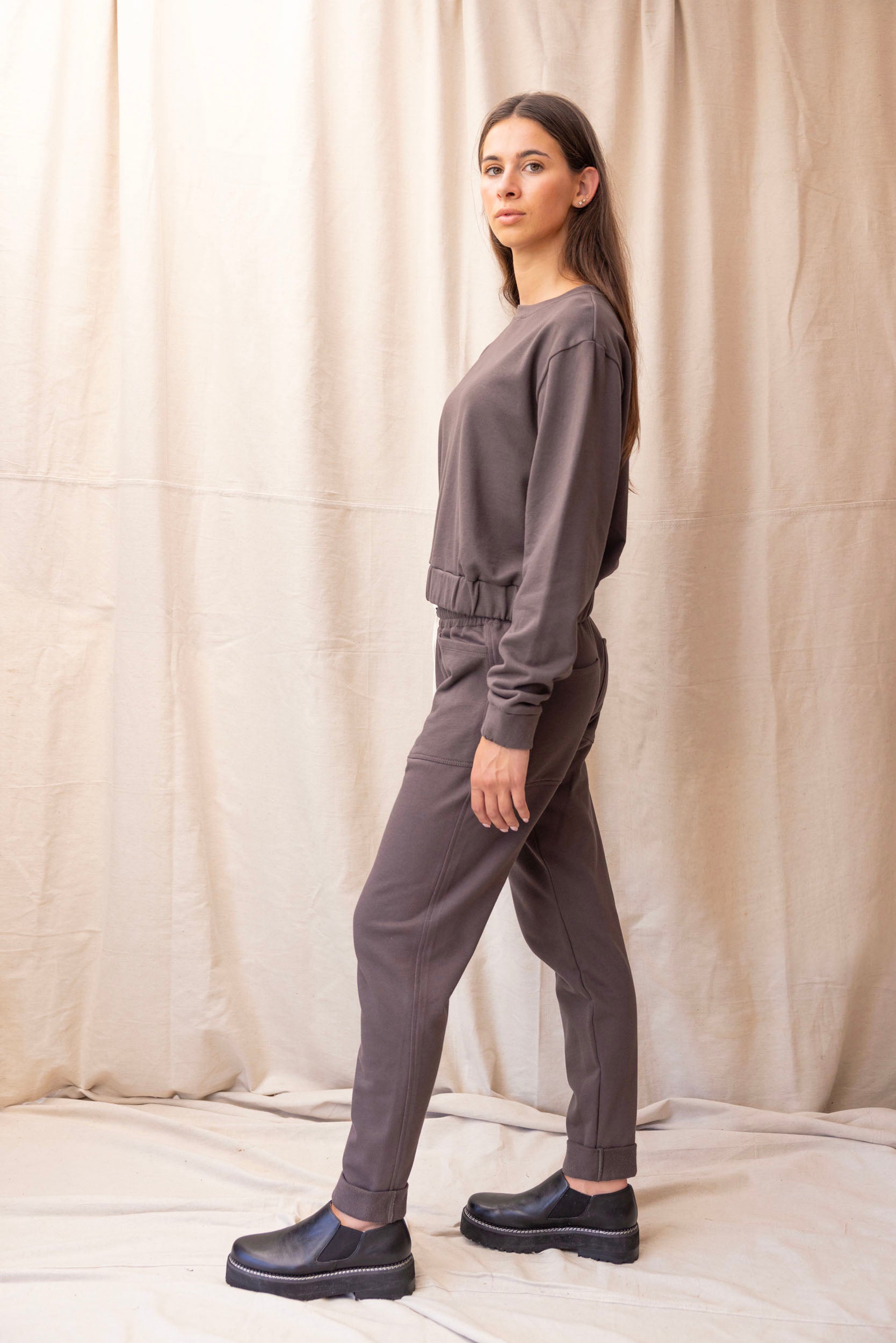 ReCreate - Travel Trackpant Charcoal - Side