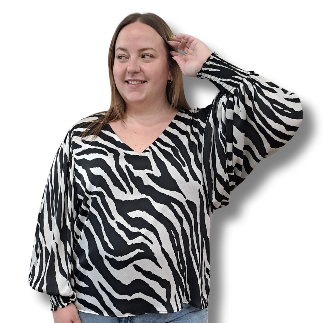 Stella Royal - B/W Animal Print Blouse - Size 3 (20) - Front