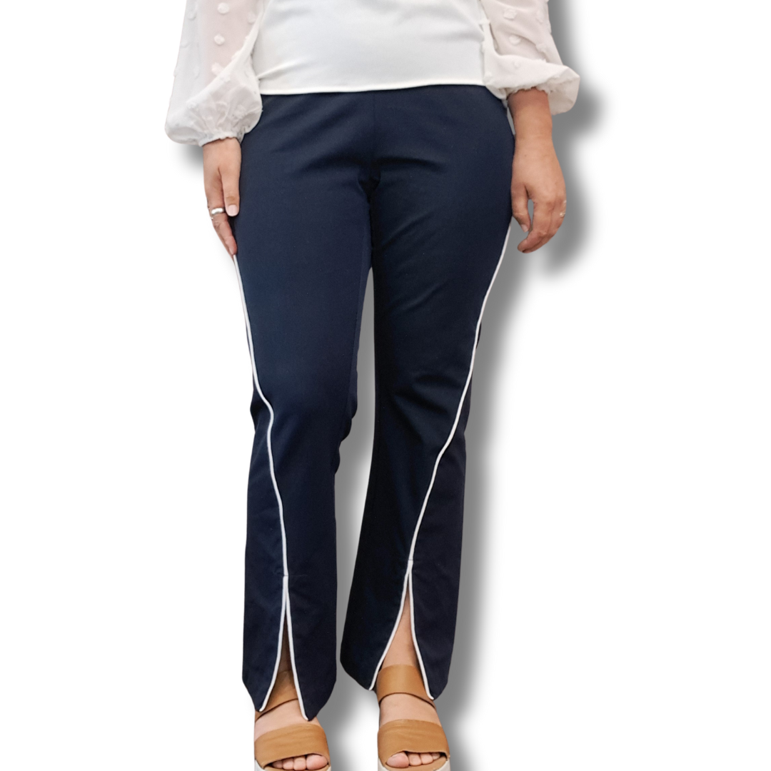 The Carpenter's Daughter - Navy Flutter Pant
