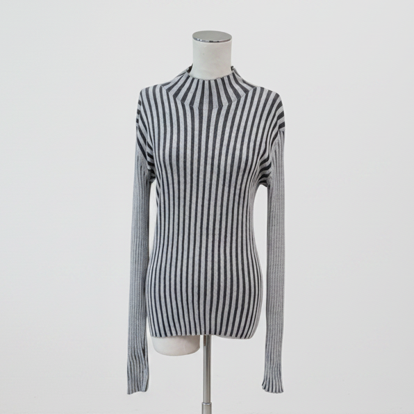Thing Thing - Turtle Neck - Size 10 - BNWT