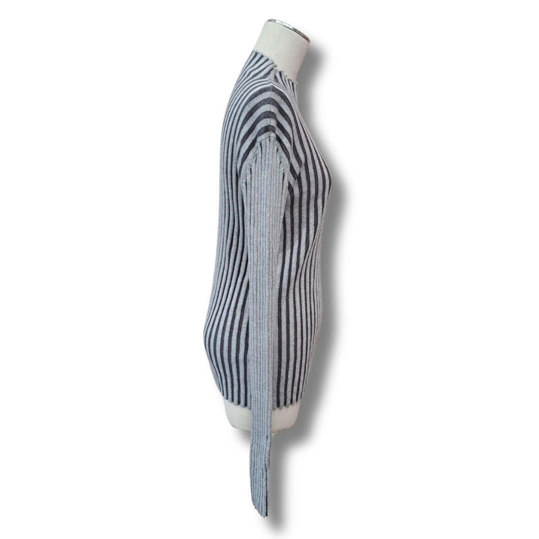 Thing Thing - Turtle Neck - Size 10 - BNWT - Side