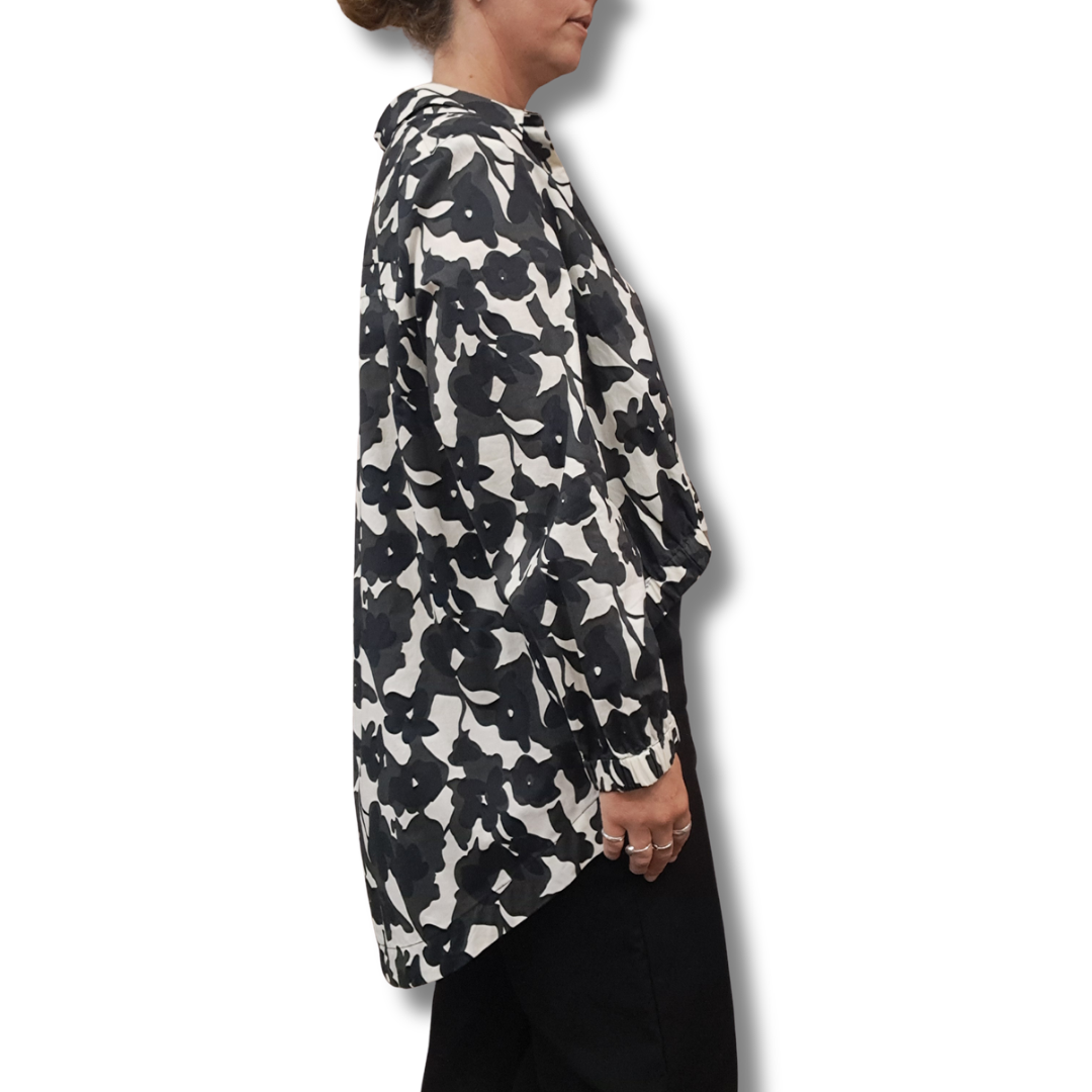 Tirelli - Elastic Front Hem Shirt - Side View