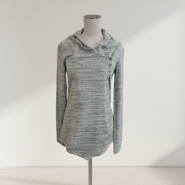 Tonic - Organic Cotton Expansion Wrap Top - Size S - Front View