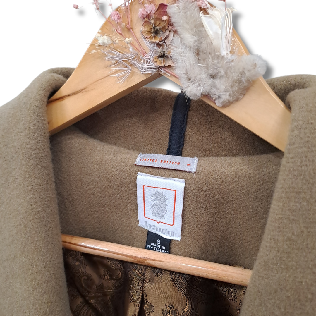 Lushington Wool Coat Label