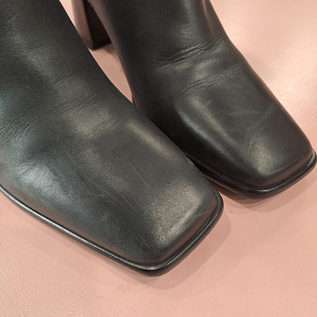 Alohas - West Vintage Leather Boots - Size 39/8