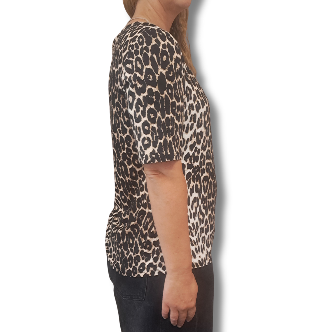 Vassalli - Leopard Tee - Size 14 - Side View