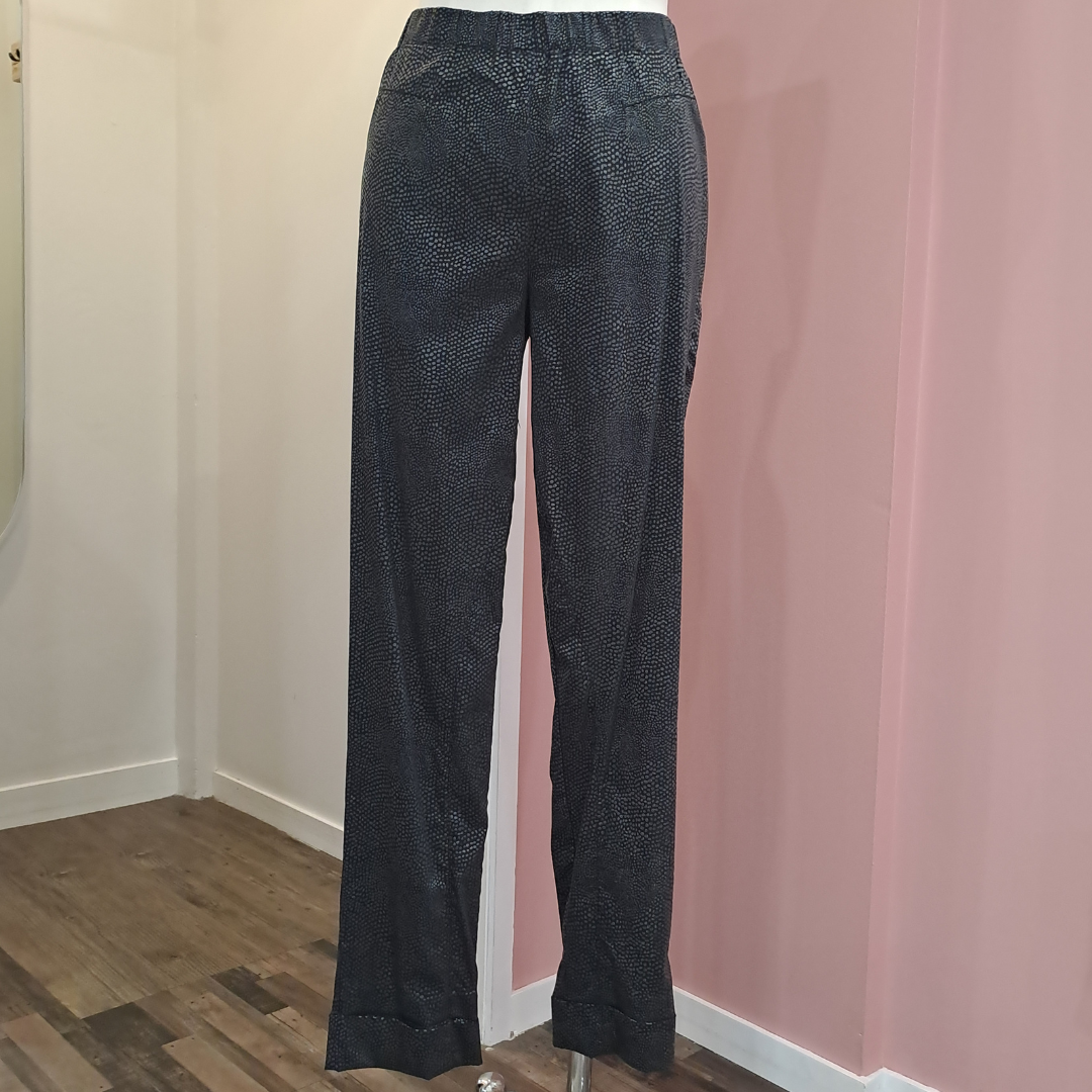 Verge - Acrobat Embossed Dot Scene Pant - Size 10