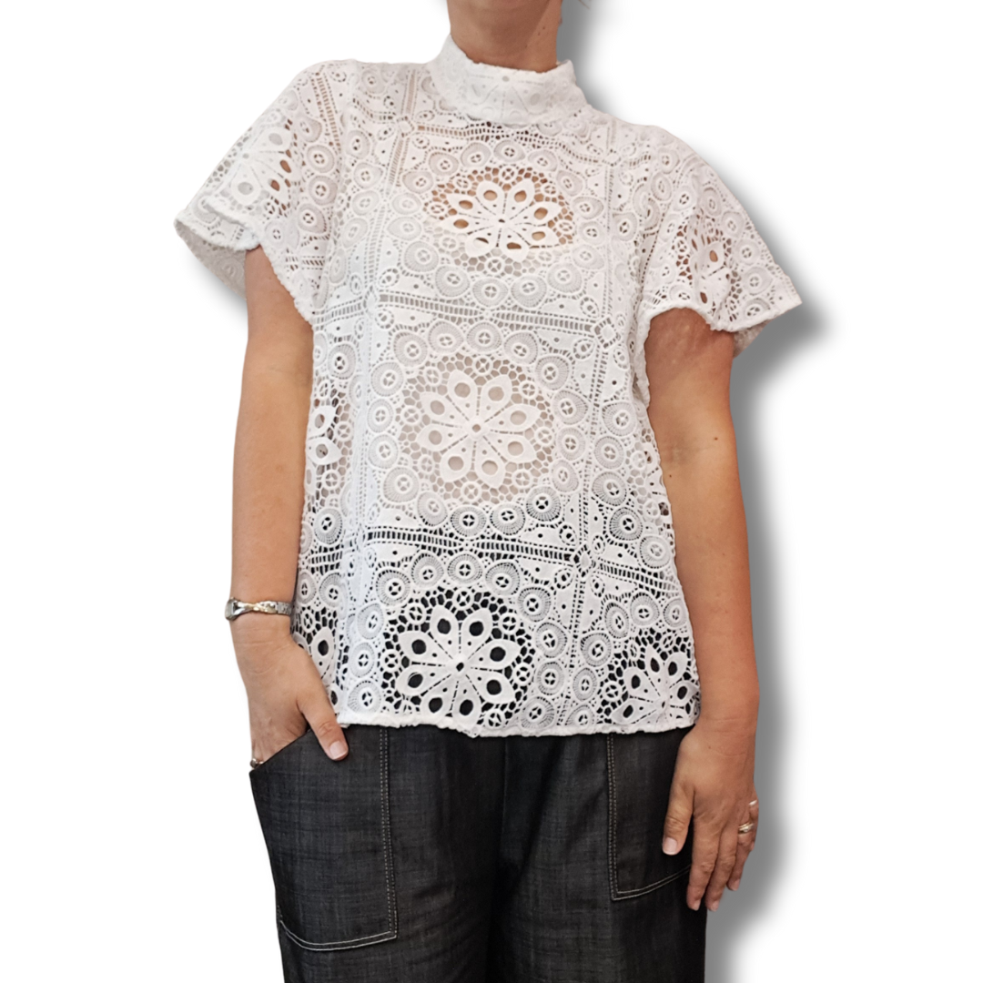 Zoe Kratzmann - Decorum Top  - Front